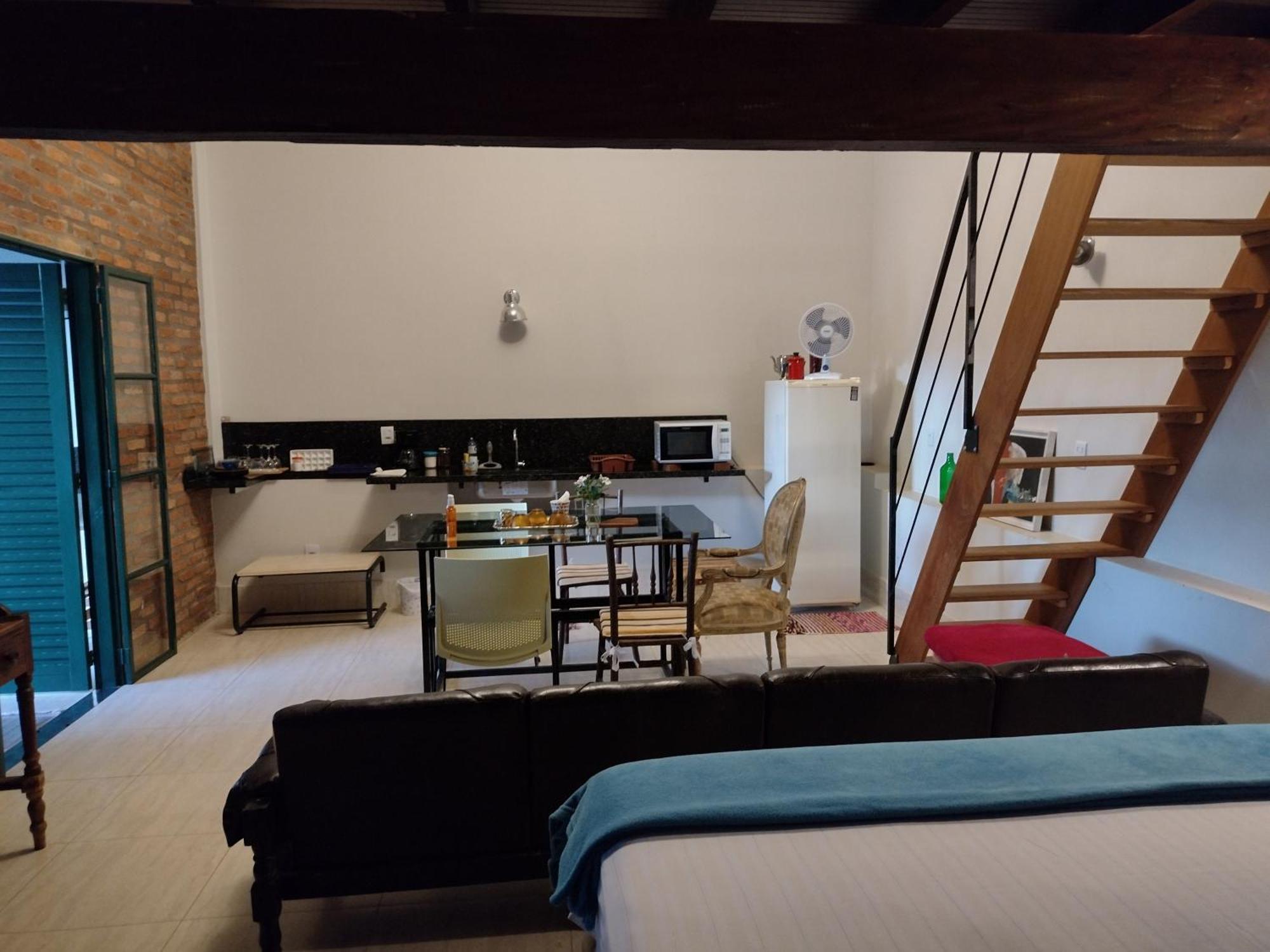 Suites Brotas City Стая снимка
